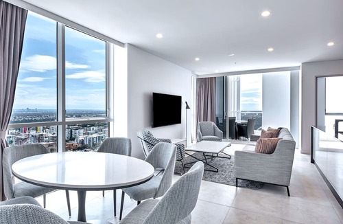 Liverpool Apartment | Meriton Suites Liverpool