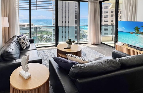 Broadbeach Apartment | Luxury Oracle Stay Ocean Views 2BR Level 11