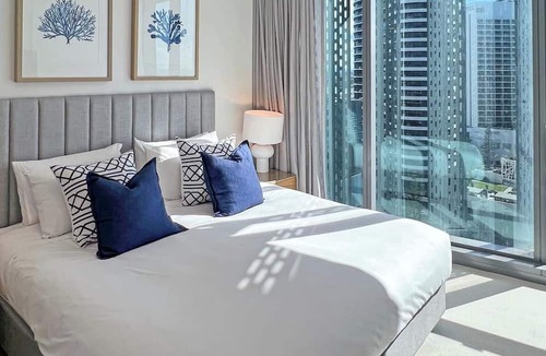 Broadbeach Apartment | Luxury Signature Stay Ocean Views 2BR Lvl14