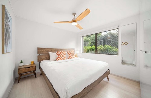 Moffat Beach Apartment | Moffat Beach Surf Retreat