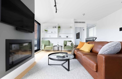 Millers Point Apartment | Barangaroo Park Apartments by Urban Rest