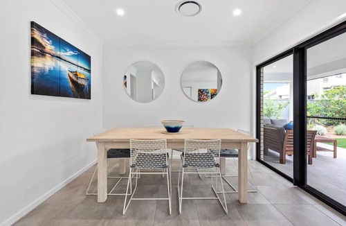 Margate Apartment | "Alma House" - Margate Q 4020
