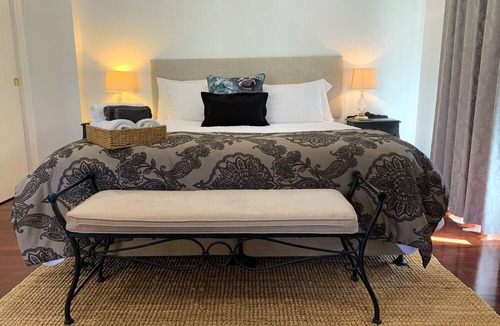 Flying Fox Apartment | Country Mile Escape
