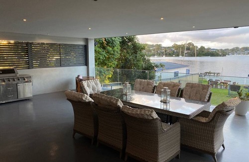 Arcadia Vale House | Lake Macquarie Waterfront Home with jetty