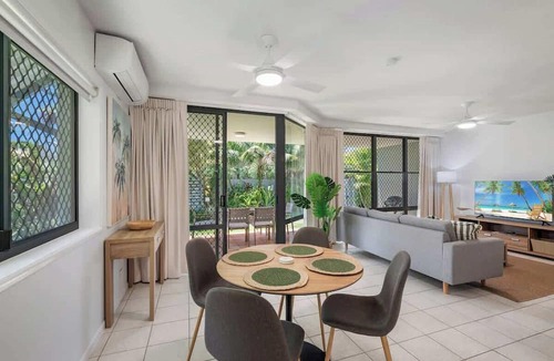 Marcoola Apartment | Pawfect Coastal - Pet friendly, Beachfront, Pool