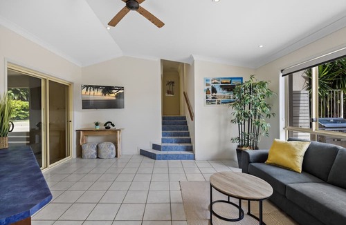 Coolum Beach Apartment | Spacious 4-Bed Family Retreat with Pool