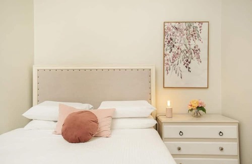 Leichhardt Apartment | Comfortable Terrace in Central Location