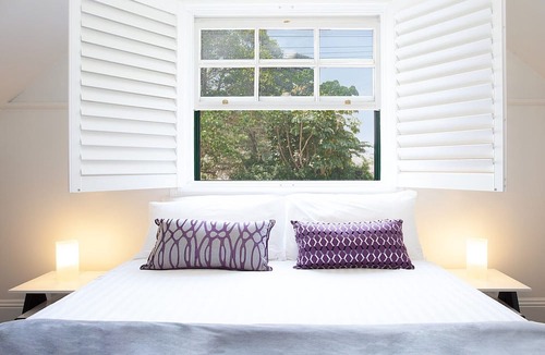 Woolwich Apartment | Woolwich Studio Bliss, Private Oasis by the Water