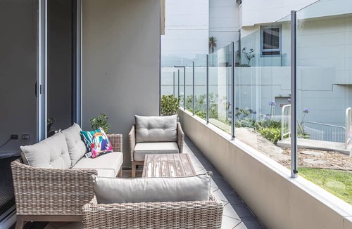 Chiswick Apartment | Gorgeous 2-Bed Unit near Riverside Parks