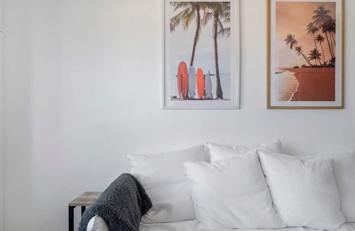 Bondi Beach Apartment | Surf Sand and Sunsets Your Bondi Beach Escape