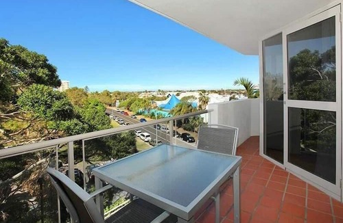 Mooloolaba Apartment | Private Getaway on Mooloolaba Beach @ Sandcastles