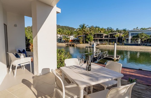 Noosa Heads Apartment | Edgewater Collection by Stay Noosa