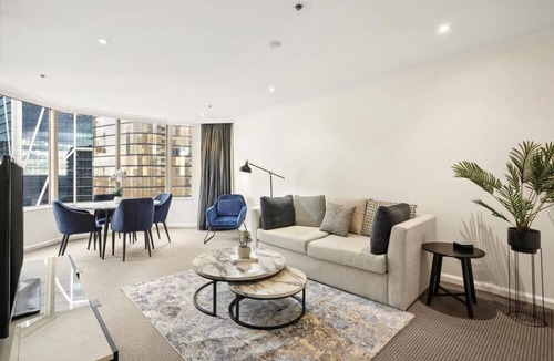 The Rocks Apartment | Spectacular Apartment with Harbour Bridge Views!