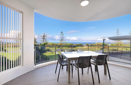 Alexandra Headland Apartment | Meridian Alex Beach Apartments