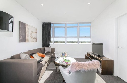Chatswood CBD Apartment | lovely 2 bds in heart chatswood free parking