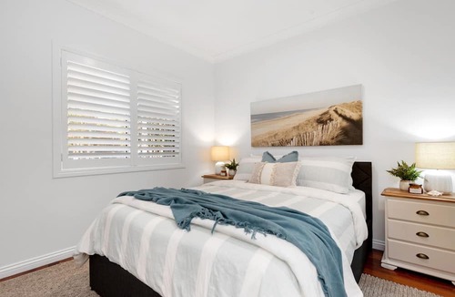 Murarrie House | The Duchess - Luxury Brisbane Holiday Home. Family & Pet friendly with Pool
