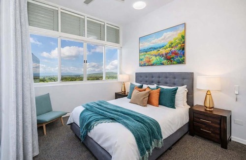 Townsville Apartment | Holborn 2BR Apartment with Pool, Gym & Parking in Townsville CBD