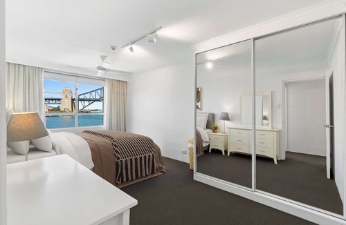 McMahons Point Apartment | Sydney Harbourside Apartment