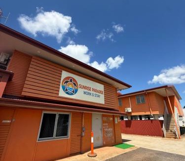 Bundaberg North Hostel | Sunrise Paradise Work & Stay - North