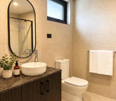 Casula Hotel | Jolly Knight Motel