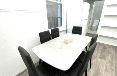 Chippendale House | FlexiRoom on Abercrombie
