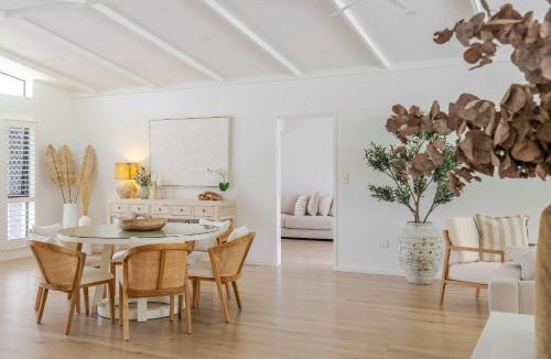Redlynch House | Harvey House - Resort-Style Sanctuary in the Tropics