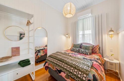 Brisbane House | Inverclyde on Red Hill - Pet Friendly