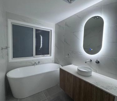 Norwest House | Cozy 4BedroomHouse Rental in Kellyville, Sydney