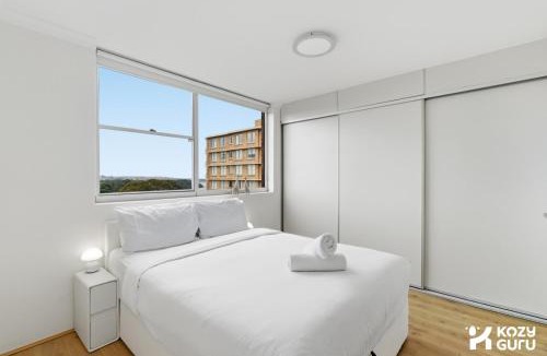 Mosman Apartment | Mosman | Stunning Opera & Bridge View | KozyGuru