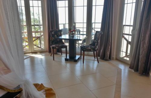 Makunduchi Villa | Villa Fleur De Lys