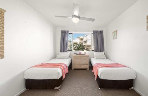 Buddina Apartment | Surfside Buddina Beachfront 3bed Apt - Direct Beach Access