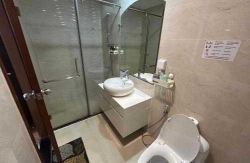 Hang Xanh Apartment | Orin - VinHomes Central Park - Apartments View Landmark 81