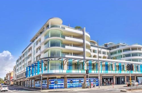 Bondi Beach Apartment | Pacific Chic Luxury Pad - Beachfront Aircon Lift