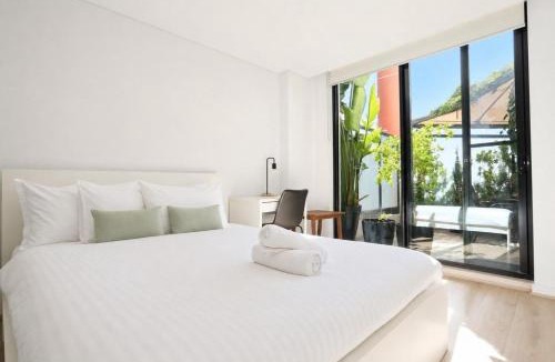Ultimo Apartment | Ultimo NSW - 3 Bedroom Apartment with 1 Parking - NetFlix