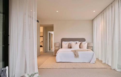 Vaucluse Apartment | Luxurious Vaucluse Apartment w Ocean Views
