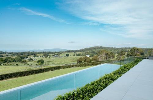 Numinbah Valley Hotel | Beechmont Estate
