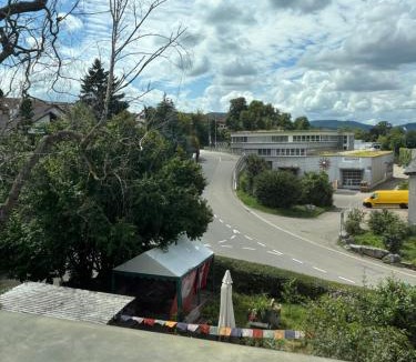 Kaiseraugst House | Zimmer mit Aussicht, Gstaltenrain 19