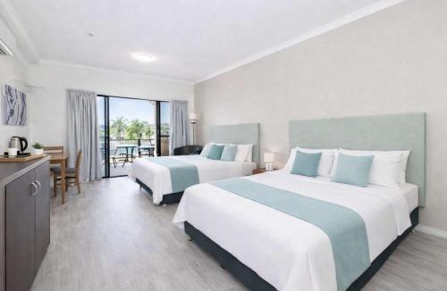 South Townsville Apartment | Townsville Marina View Studio Apartment on Palmer street