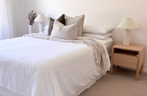 Logan Reserve House | Summers Green View Retreat - Kayaks Included