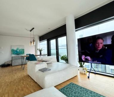 Clara House | Room with an amazing city view