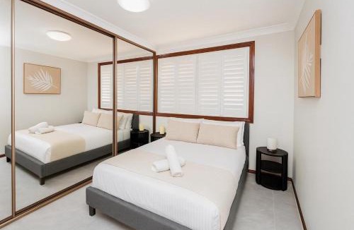 Mount Druitt Villa | Comfort - 3 Bedroom Deluxe Family Home