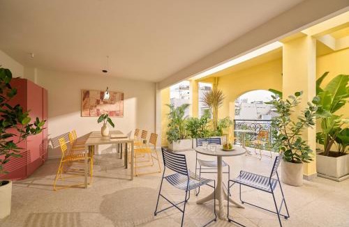 Ba Queo Hotel | Express by M Village Nguyen The Loc, a brand of Modern Village Lifestyle