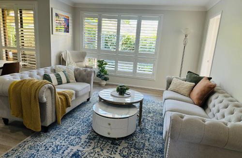 Ingleburn Apartment | Southern Sky Villa