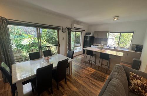 Mount Tamborine Apartment | Berghofen