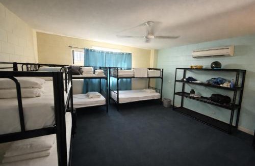 North Ward Hostel | Seaside Lodge Hostel Townsville- right next to coles, 2 mins walk to strand & CBD- Passport required