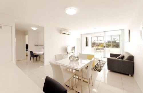 Woolloongabba Apartment | Gabba Apartment,Free Parking, Walk to PA Hospital & The Gabba Stadium , Woolloongabba