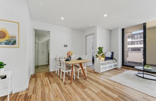 Sydney Olympic Park Apartment | Olympic Park Oasis 2BR Pool Sauna Parking