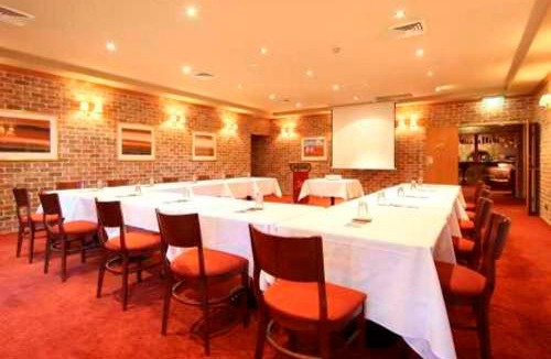 Leumeah Hotel | The Hermitage Motel - Campbelltown