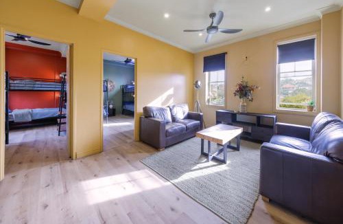 Coogee Hostel | Mad Monkey Hostel Coogee Beach