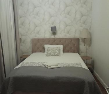 Torokor Bed & Breakfast | Éjjeli Bagoly Étterem és Panzió